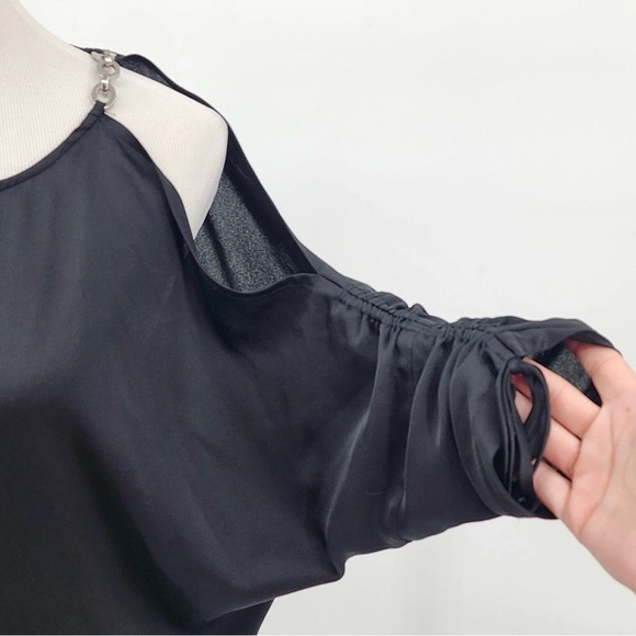 MICHAEL Michael Kors Black Cold Shoulder Blouse - Picture 2 of 9